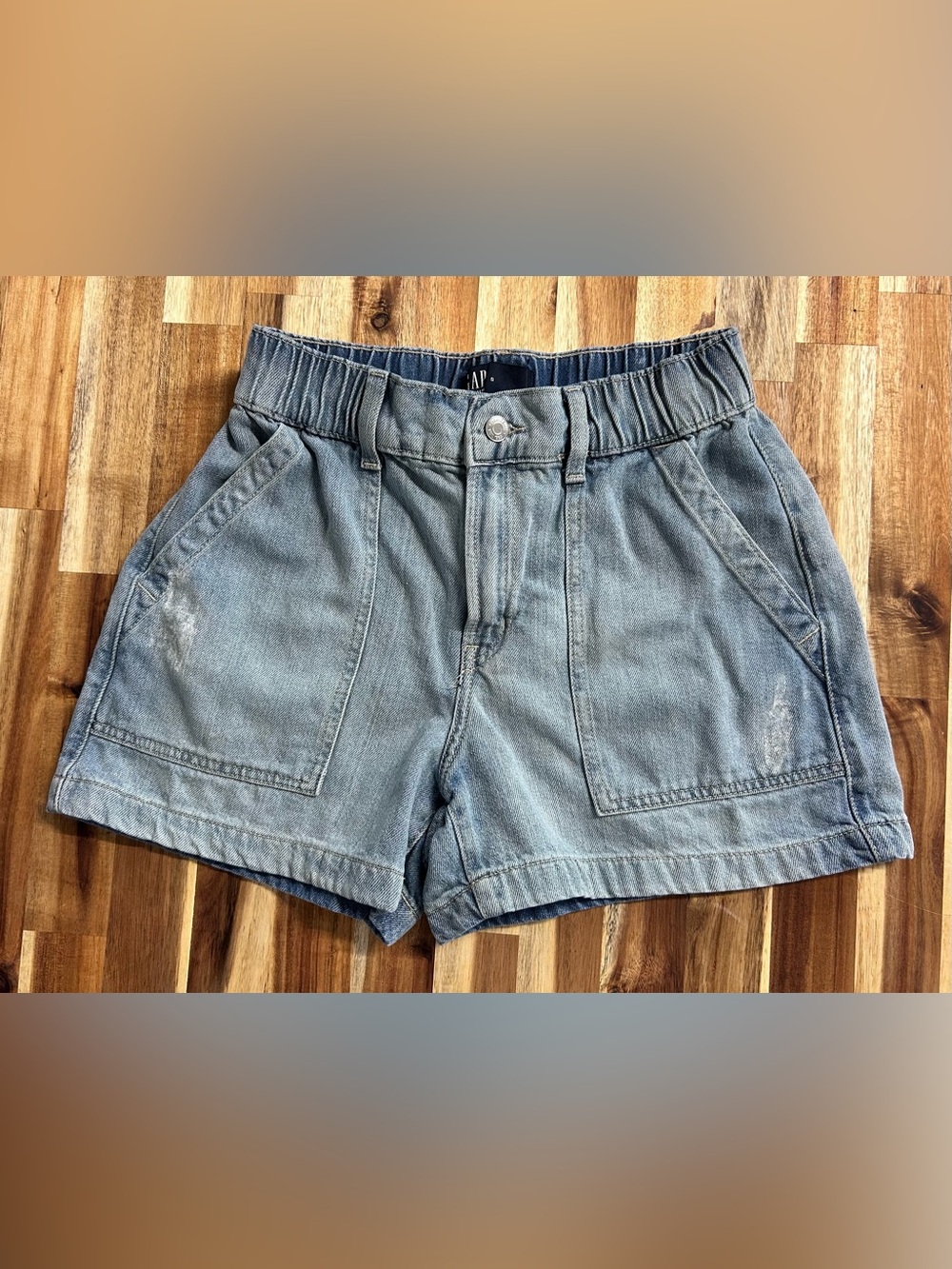 Gap 4" High Rise SuperSoft Denim Utility Shorts - Light Wash Womens Small